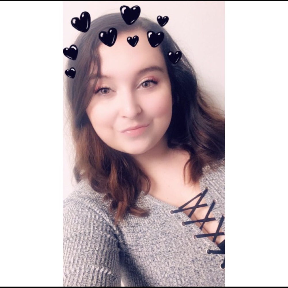 Meet your Posher, Emily